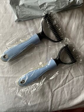 Pet Detangling Comb — Large and Small With Light Blue Handles